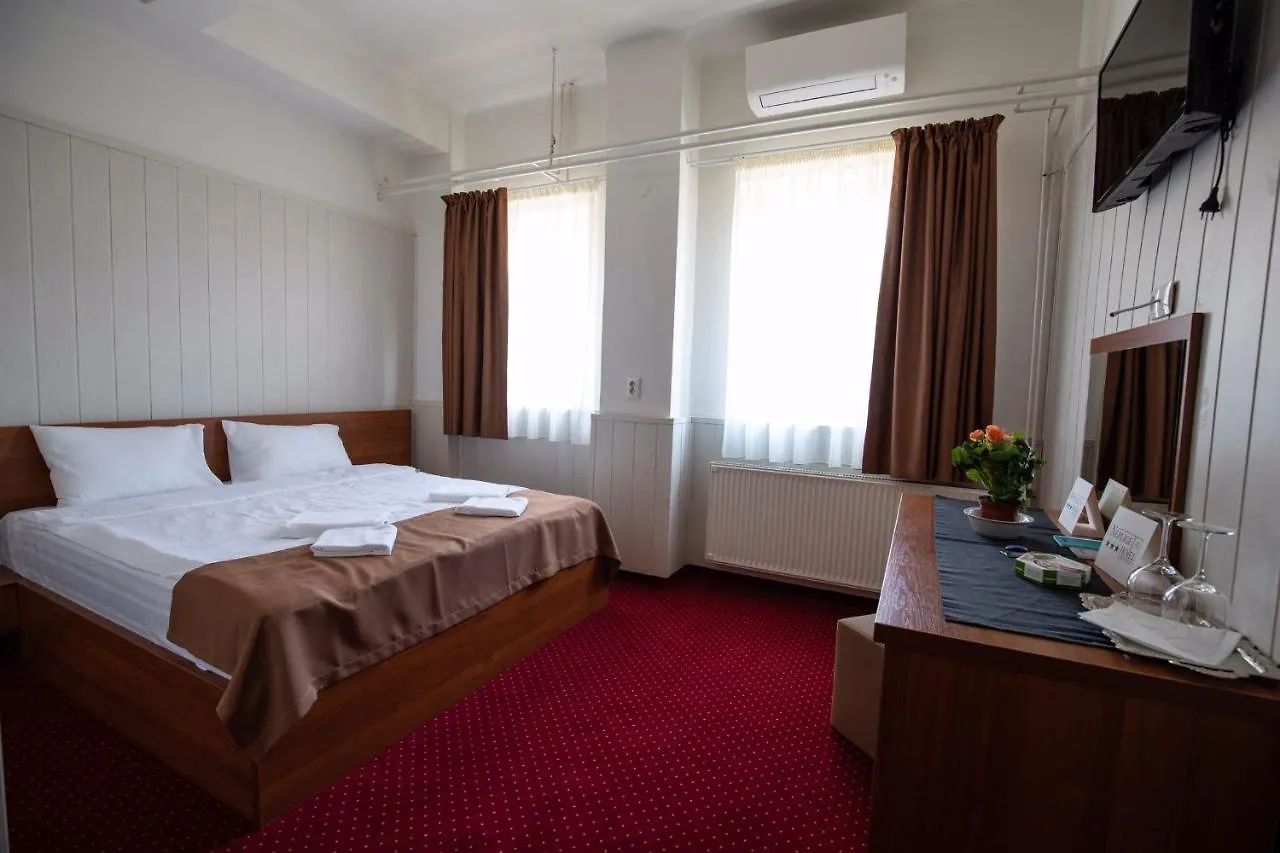 Nepliget Hotel ブダペスト
