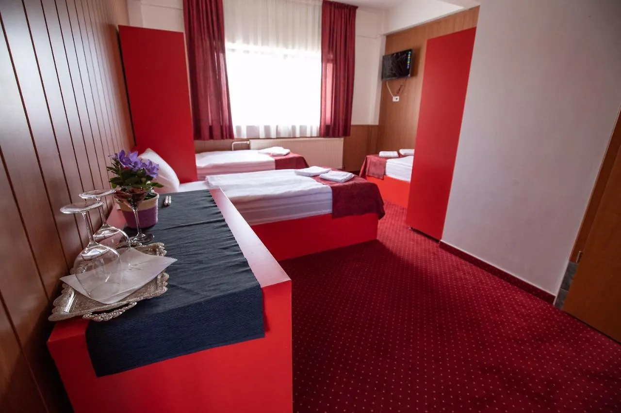 Nepliget Hotel ブダペスト ハンガリー